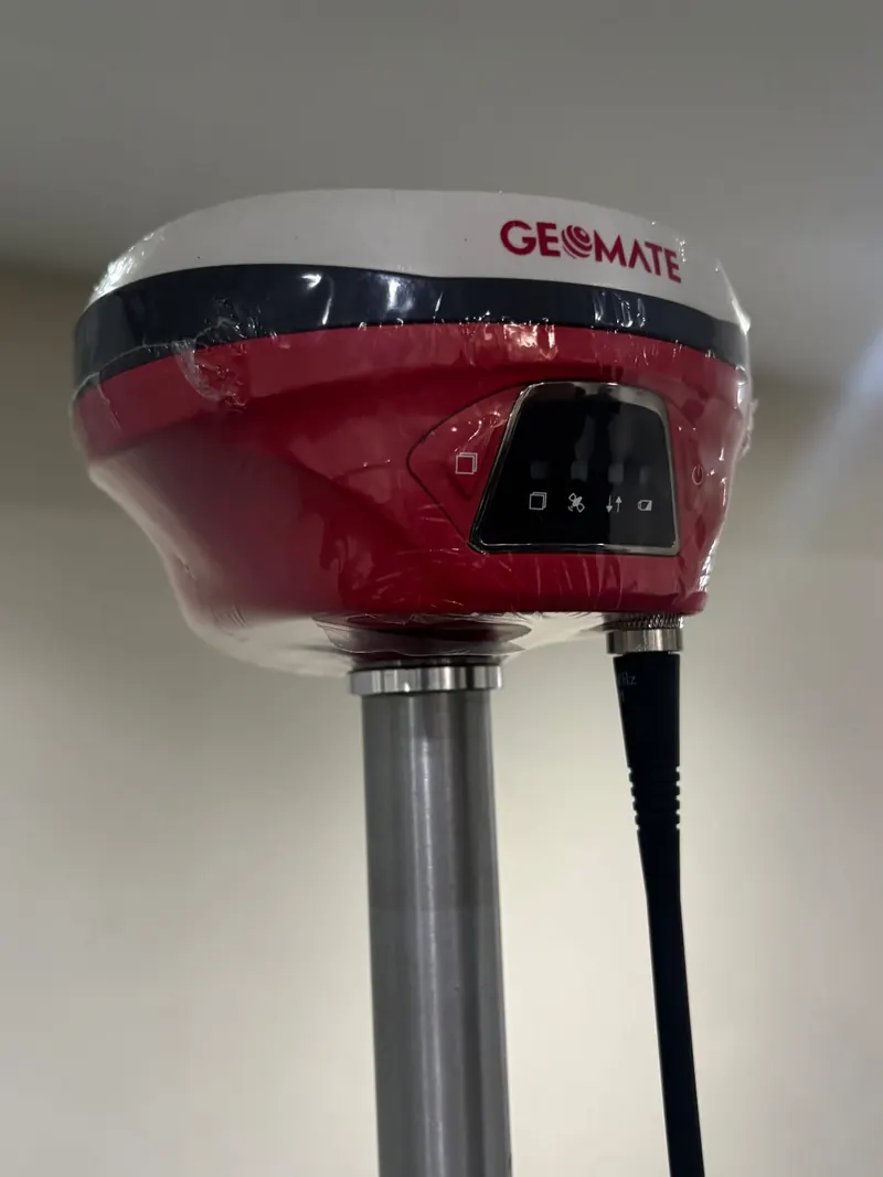 Receptor GNSS Geomate exposto no Encontro de Representantes Guandalini